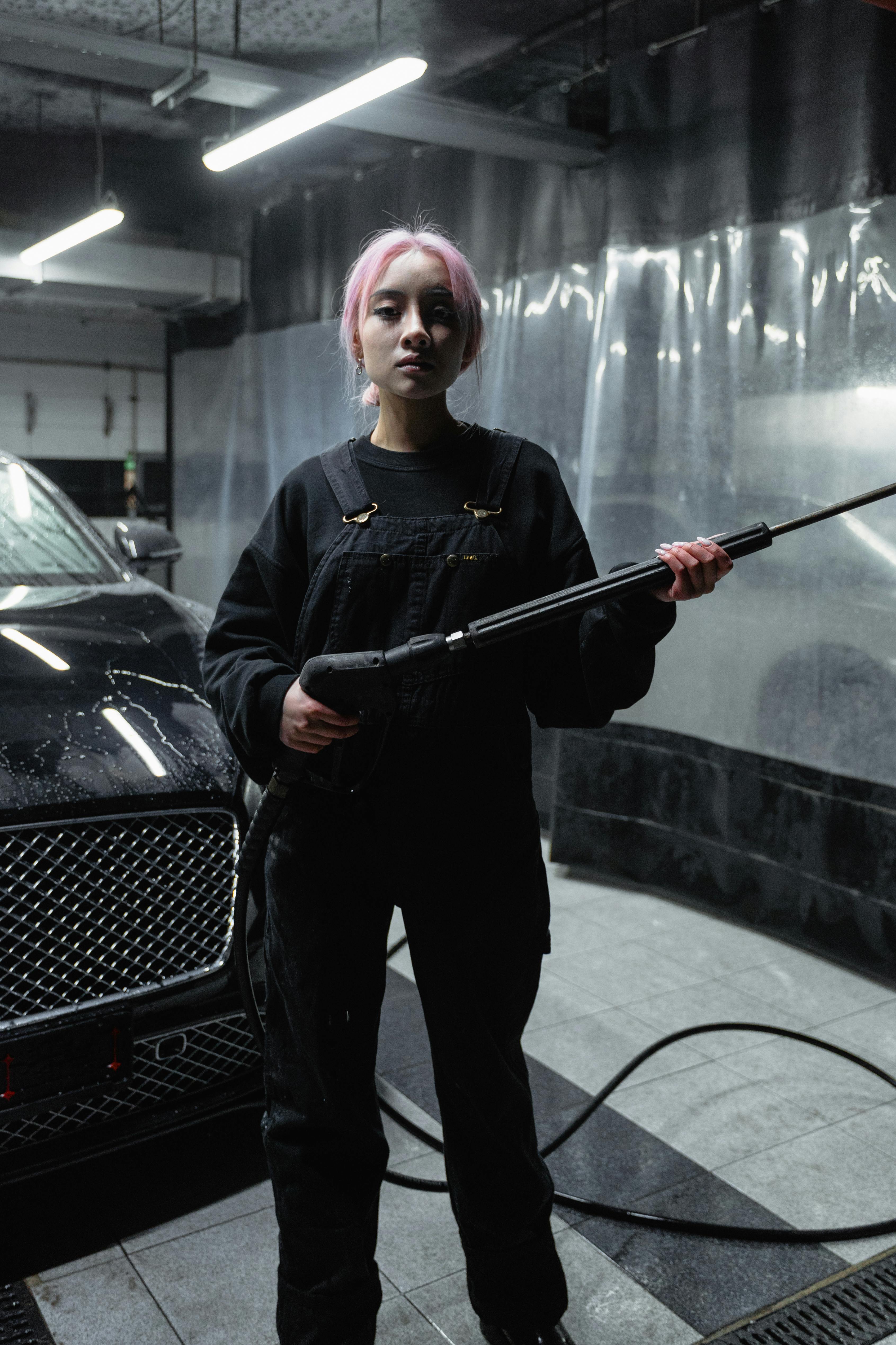 car detailer